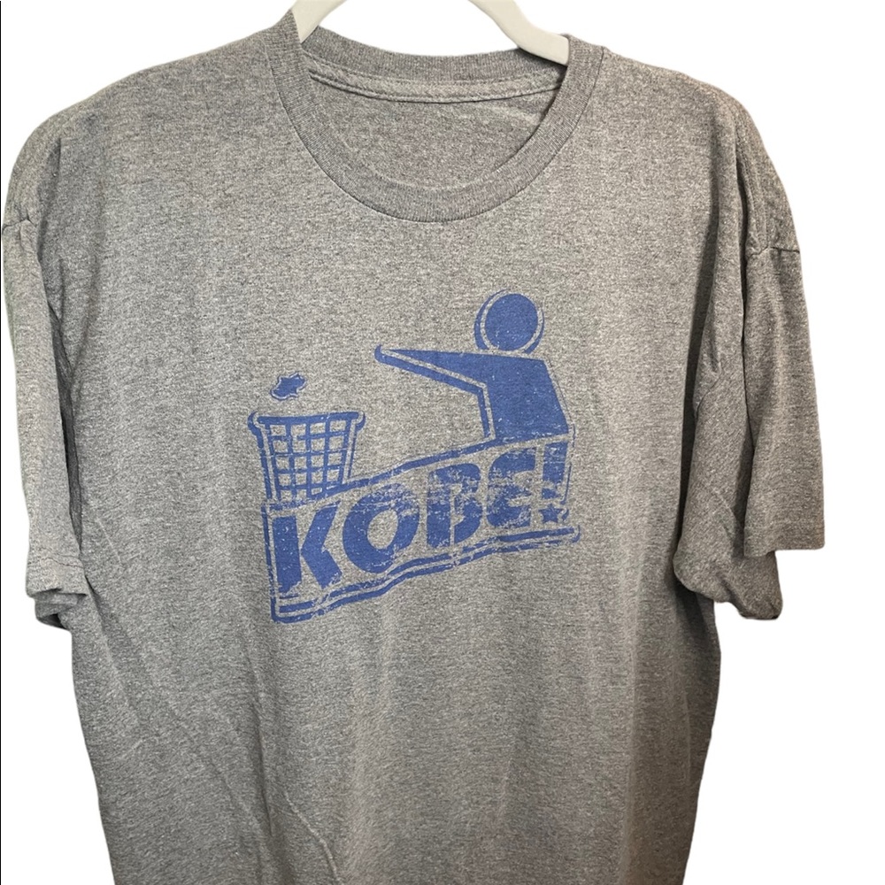 Kobe/Dave Chappelle T skit shirt mens large